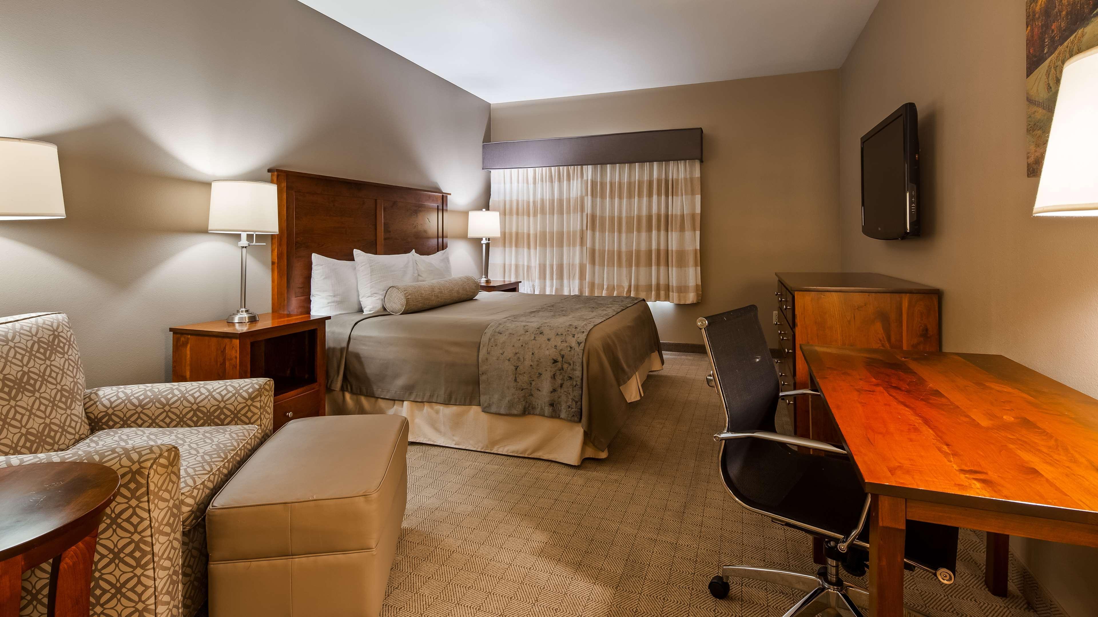 Best Western Plus Green Mill Village Hotel & Suites Arcola Extérieur photo