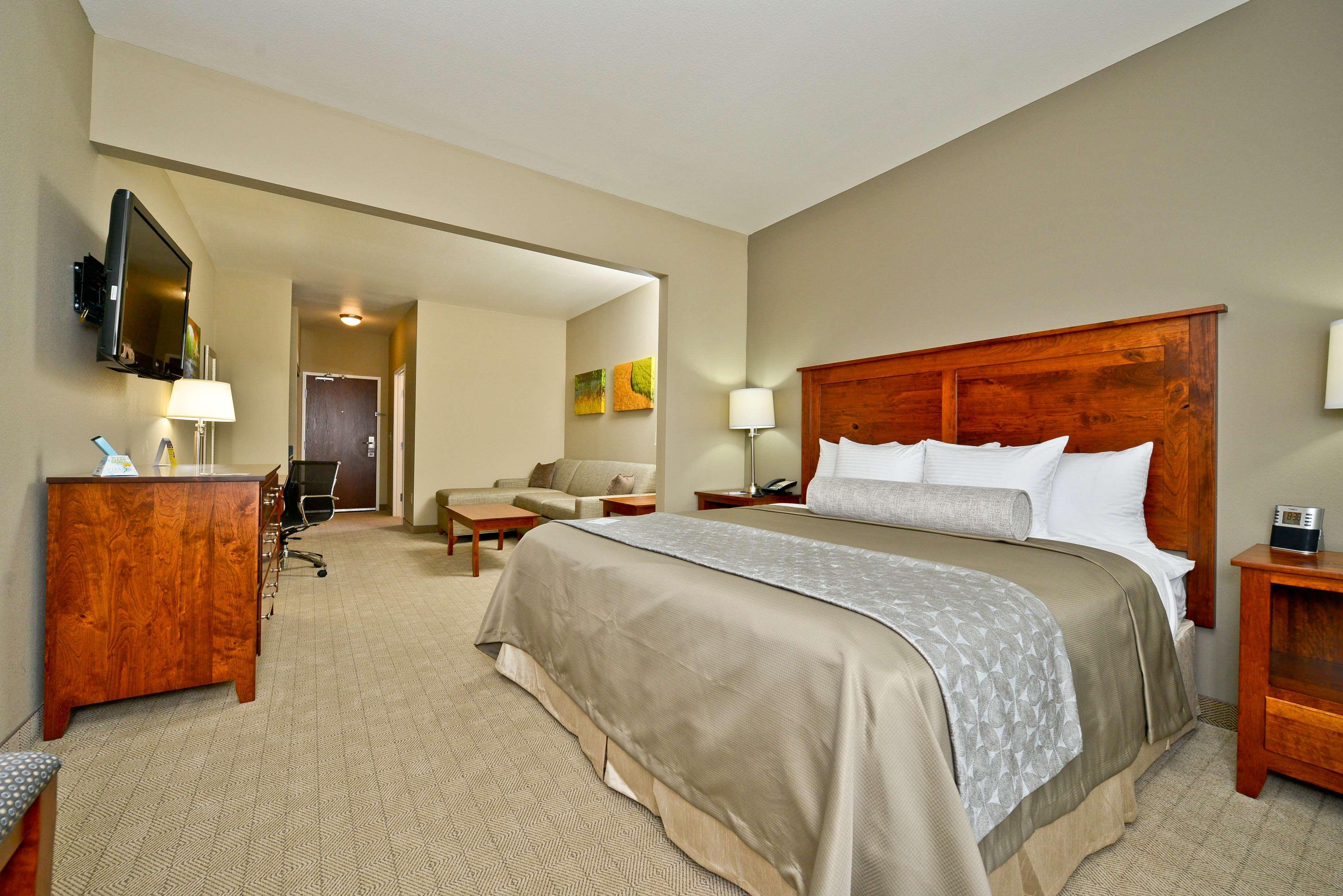 Best Western Plus Green Mill Village Hotel & Suites Arcola Extérieur photo
