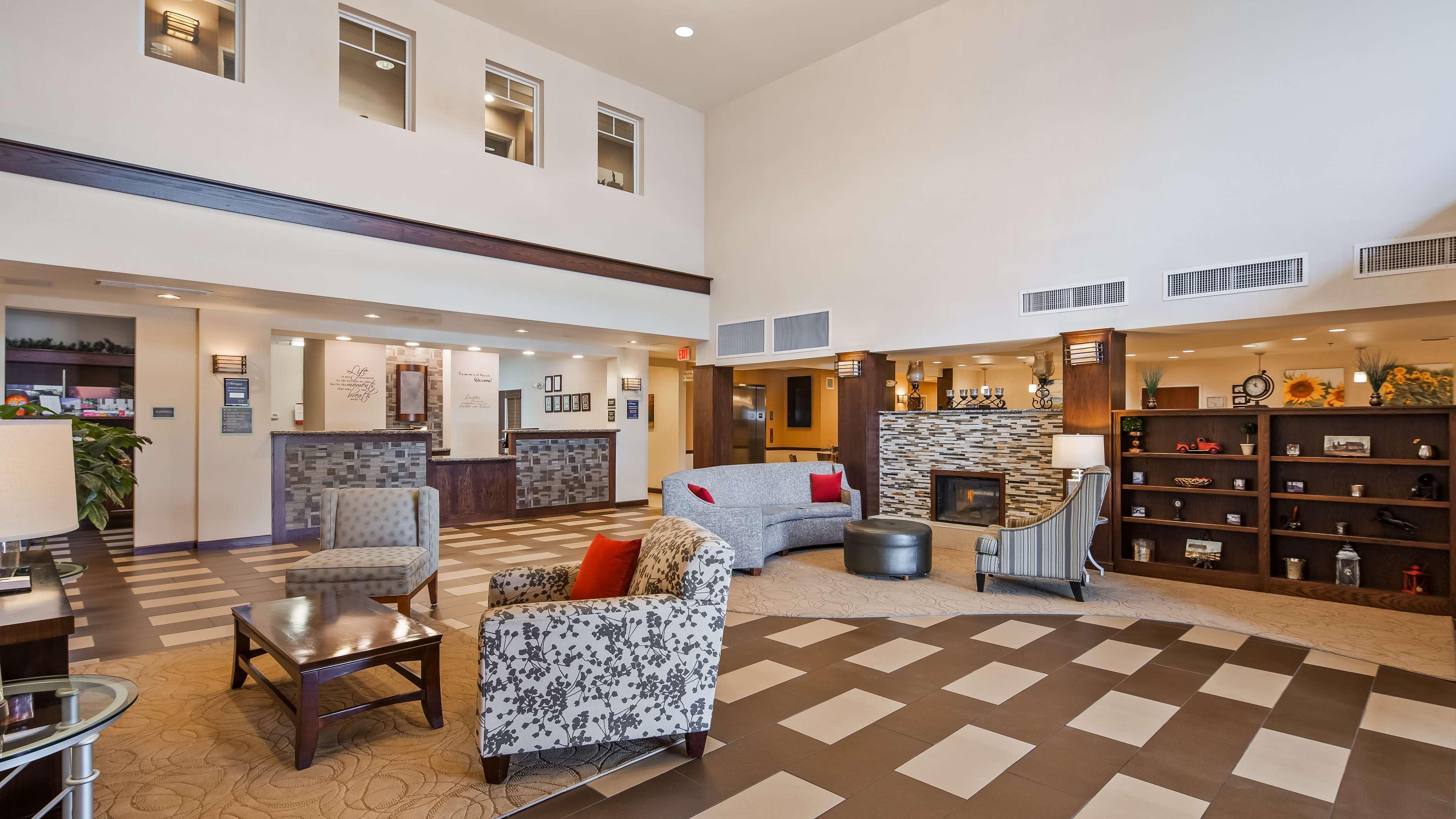 Best Western Plus Green Mill Village Hotel & Suites Arcola Extérieur photo