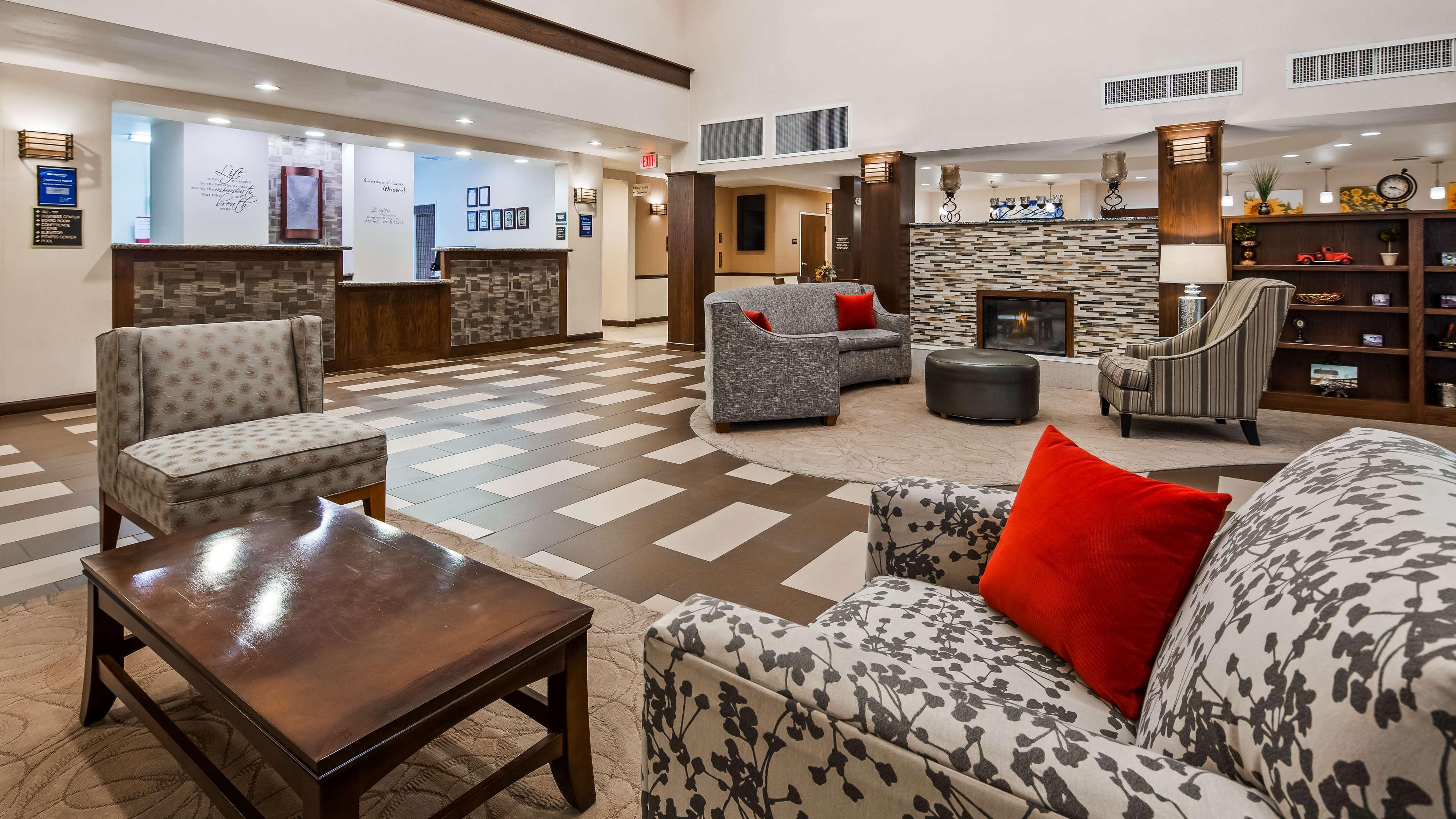 Best Western Plus Green Mill Village Hotel & Suites Arcola Extérieur photo