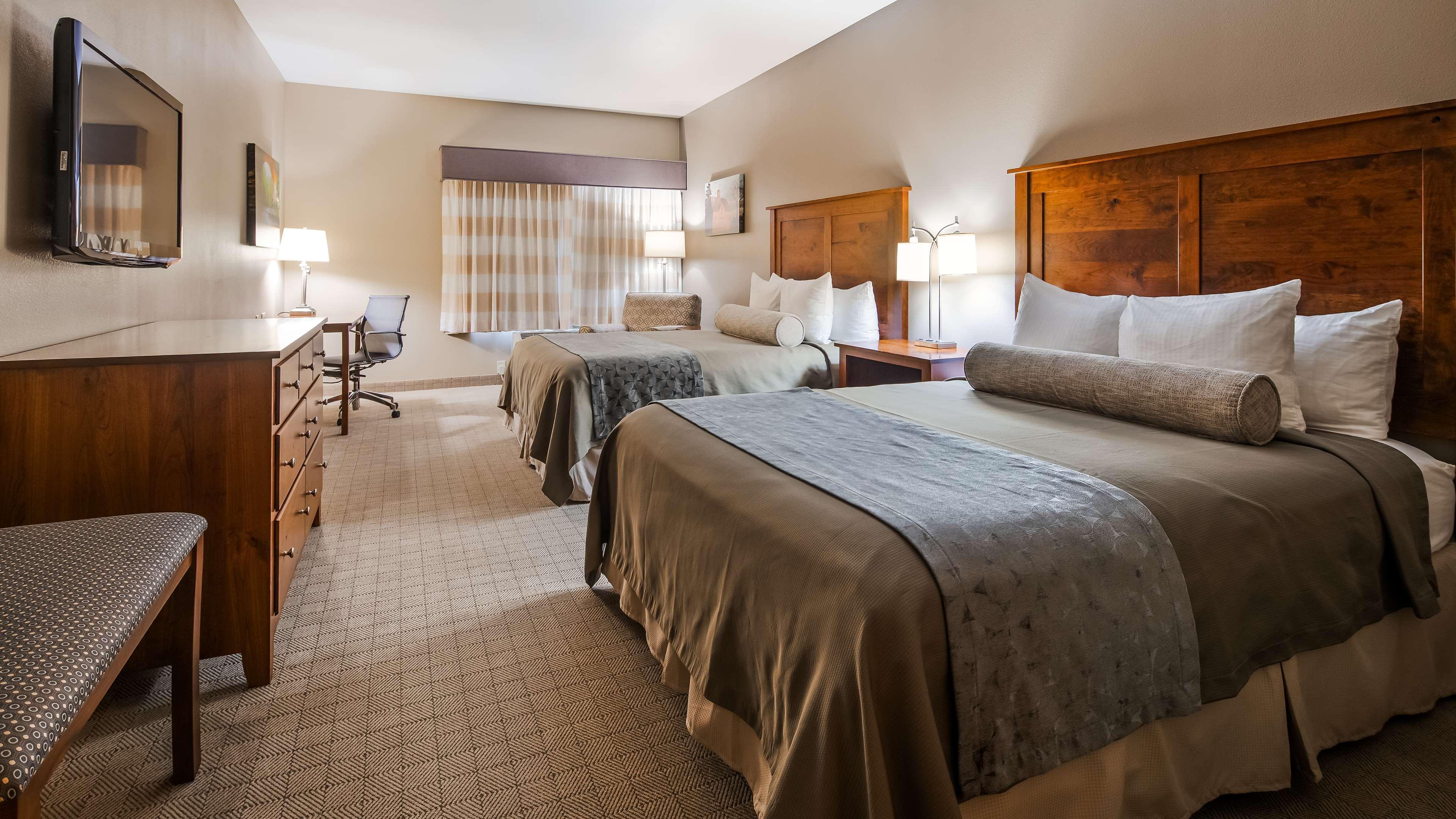 Best Western Plus Green Mill Village Hotel & Suites Arcola Extérieur photo