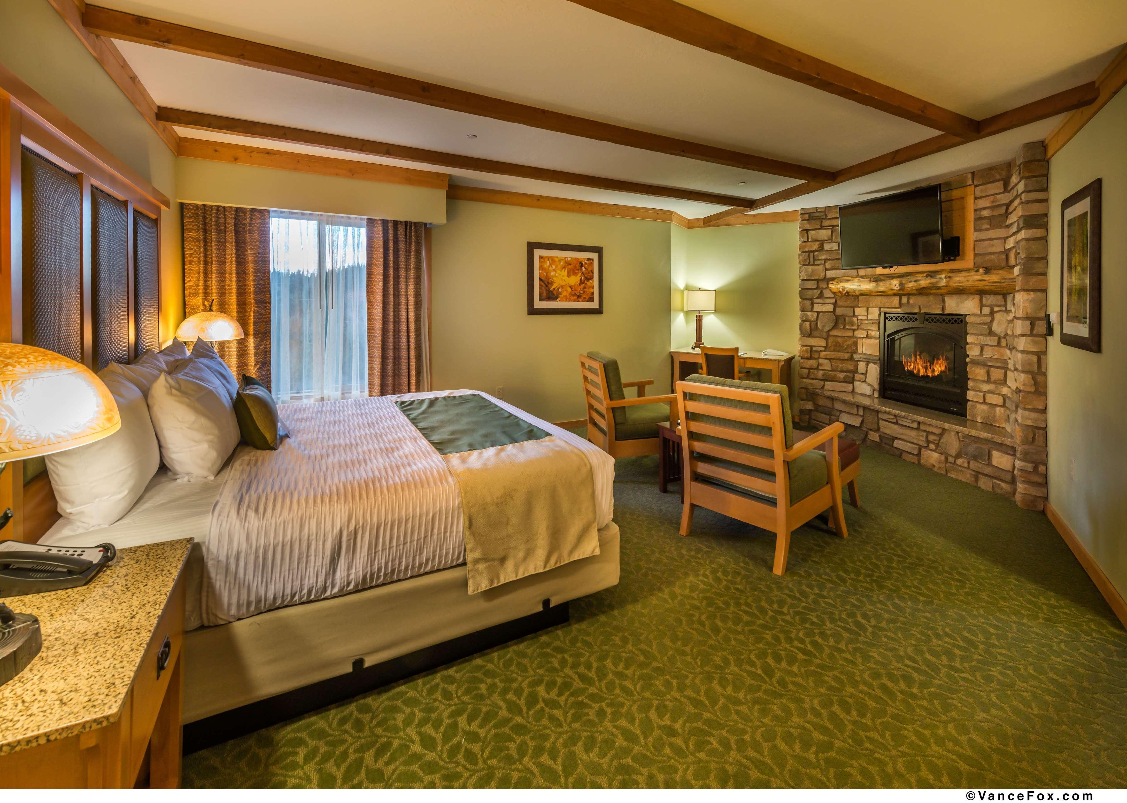 Best Western Plus Green Mill Village Hotel & Suites Arcola Extérieur photo
