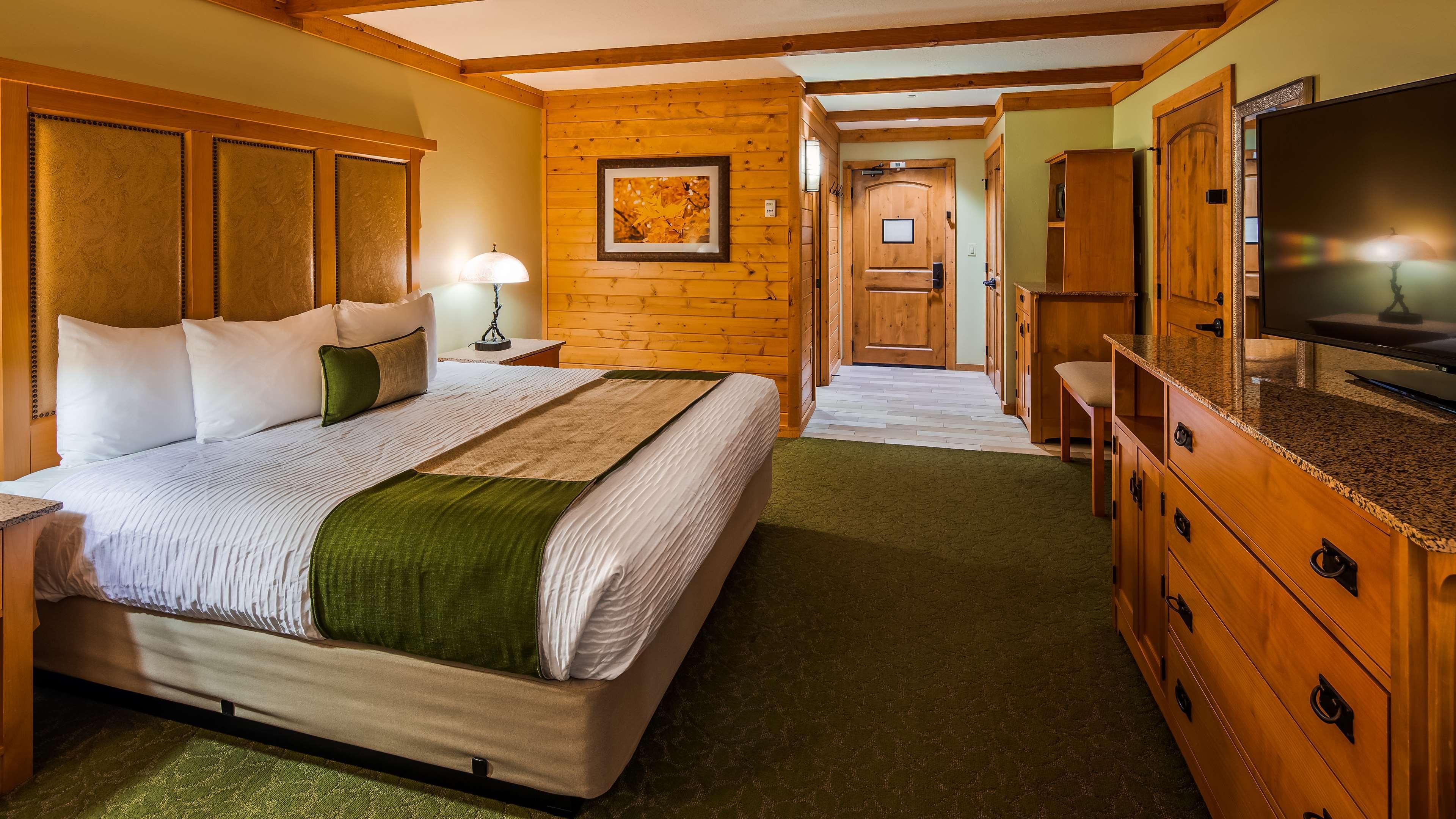 Best Western Plus Green Mill Village Hotel & Suites Arcola Extérieur photo