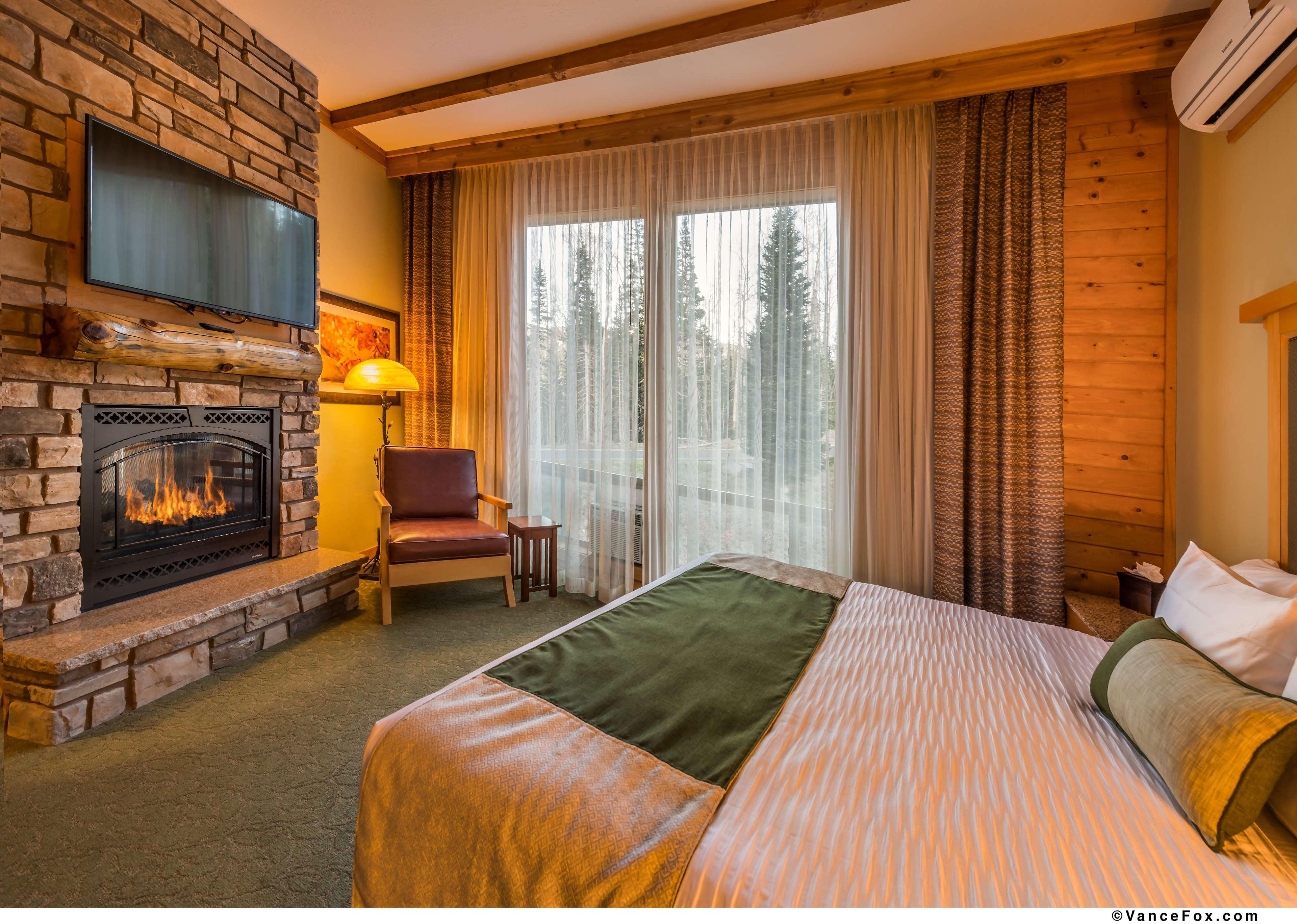 Best Western Plus Green Mill Village Hotel & Suites Arcola Extérieur photo