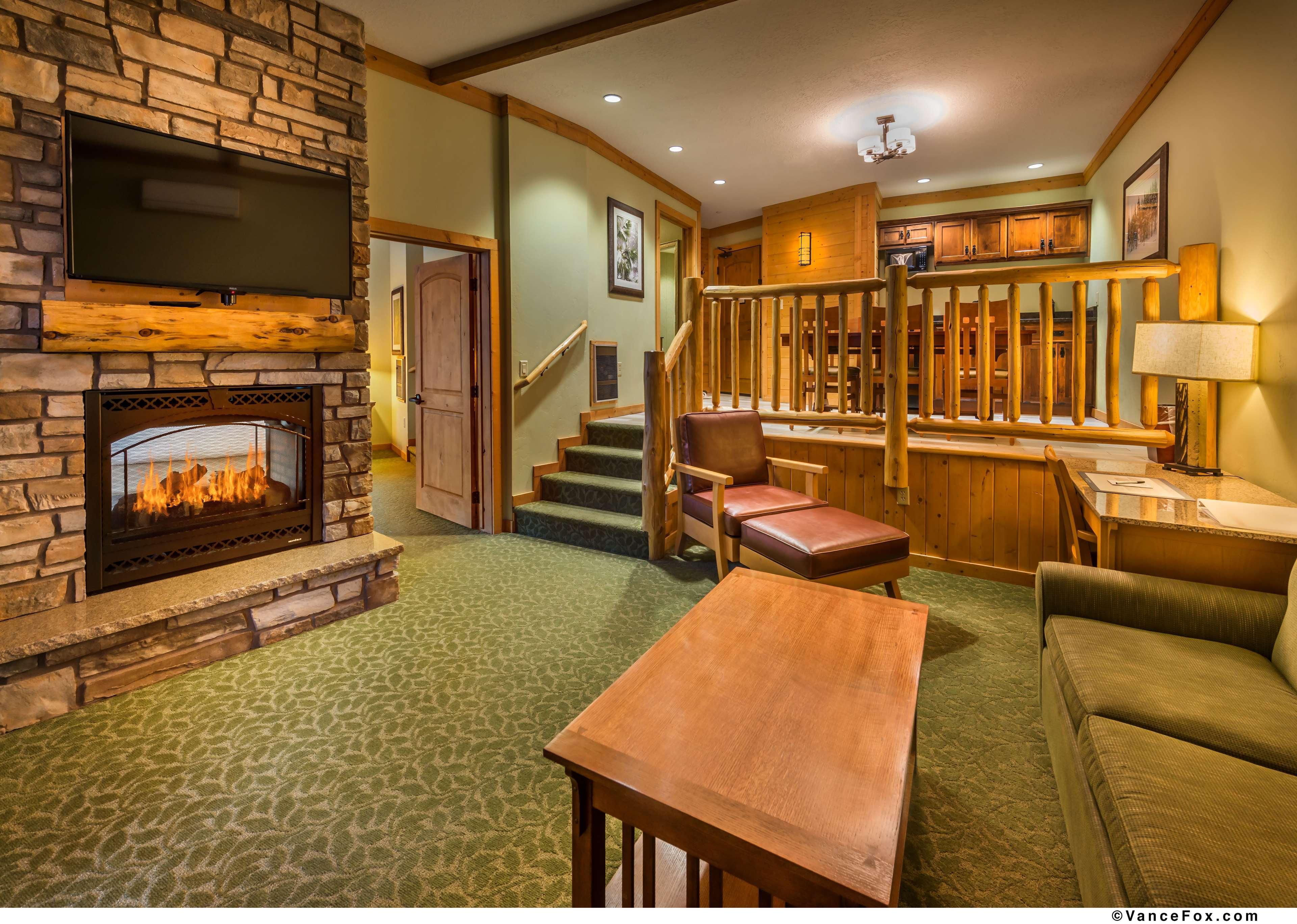 Best Western Plus Green Mill Village Hotel & Suites Arcola Extérieur photo