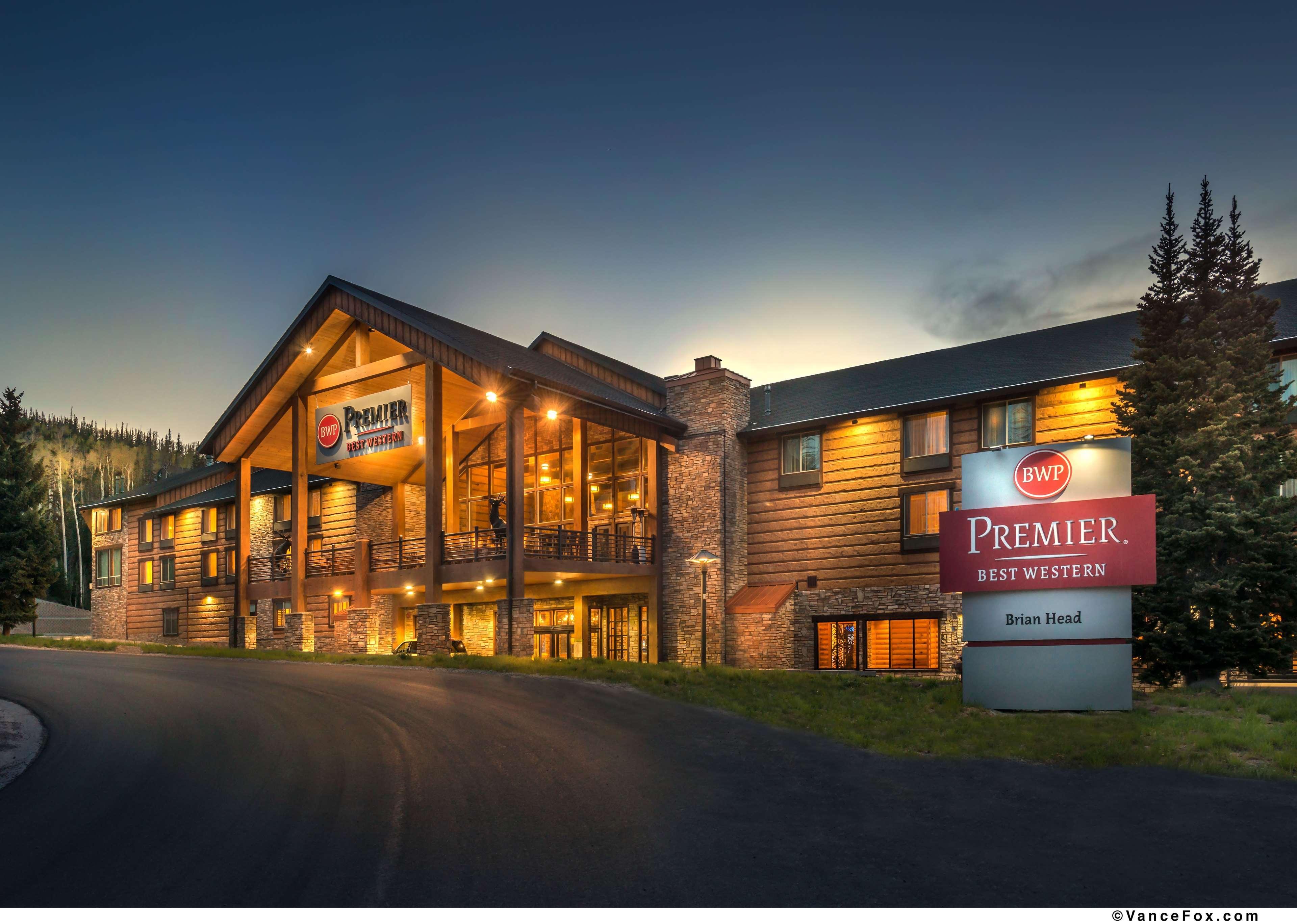 Best Western Plus Green Mill Village Hotel & Suites Arcola Extérieur photo